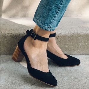 Soludos Gemma Black Suede Pump